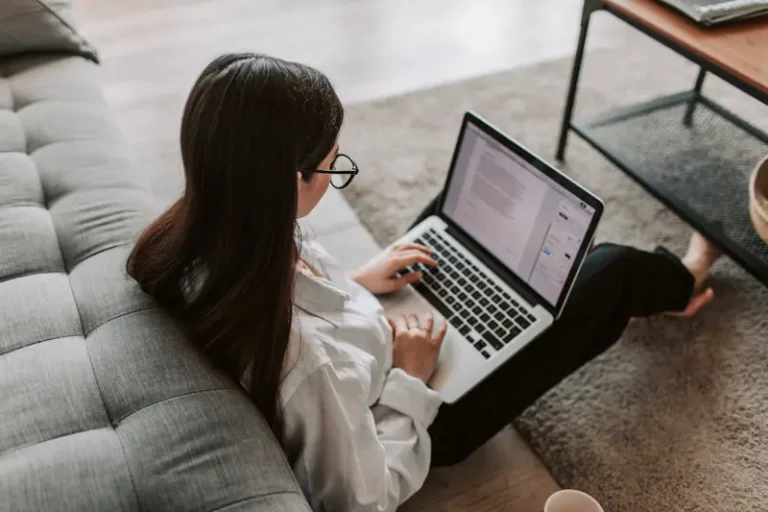 Rédaction web SEO pour les praticiens du bien-être : guide pour optimiser votre contenu et attirer plus de clients